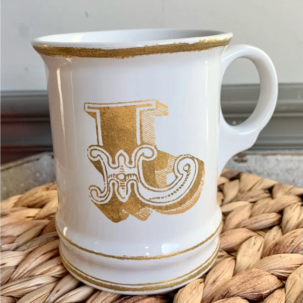 Williams Sonoma L monogram mug